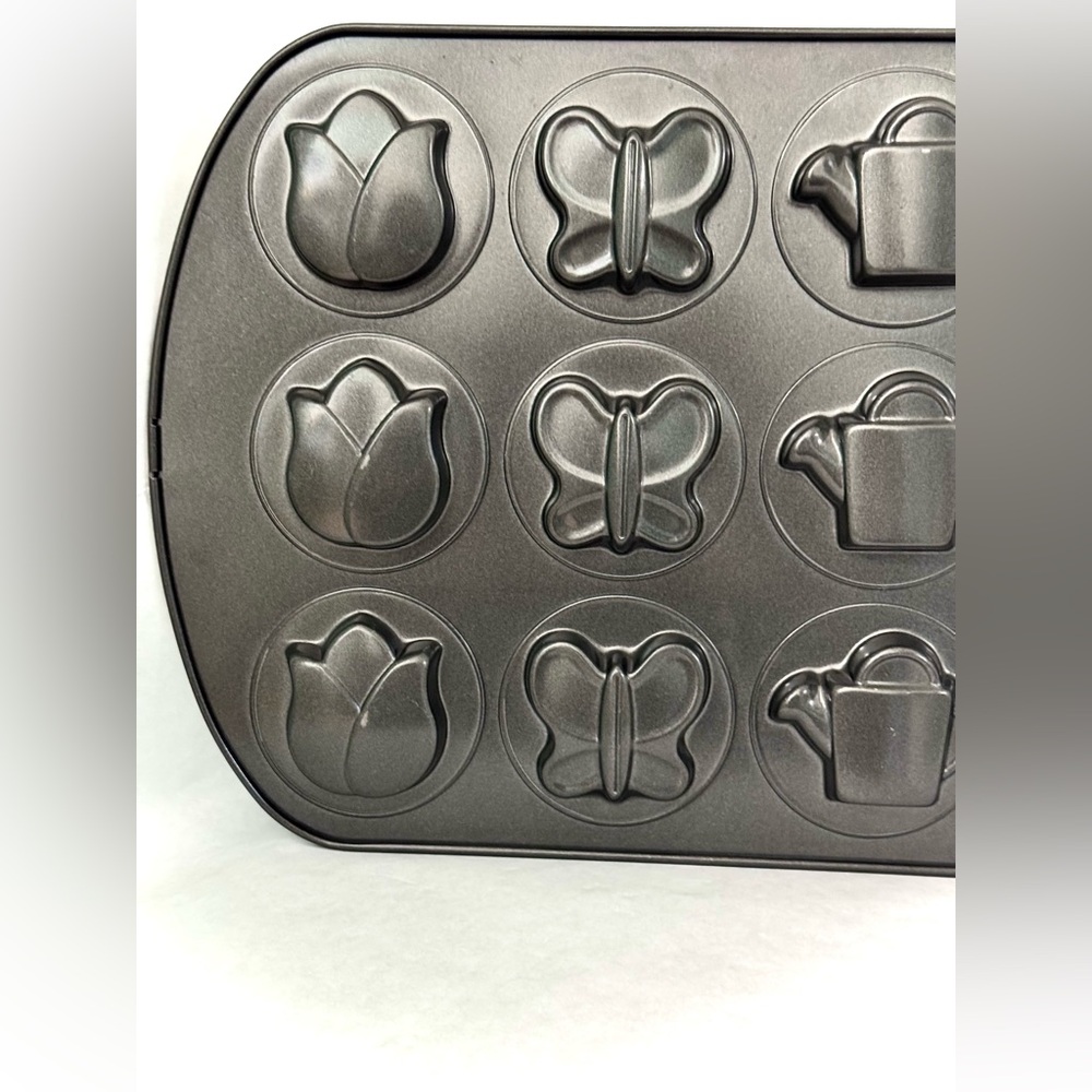 Spring & Easter Mold Pan - Picture 16 of 16